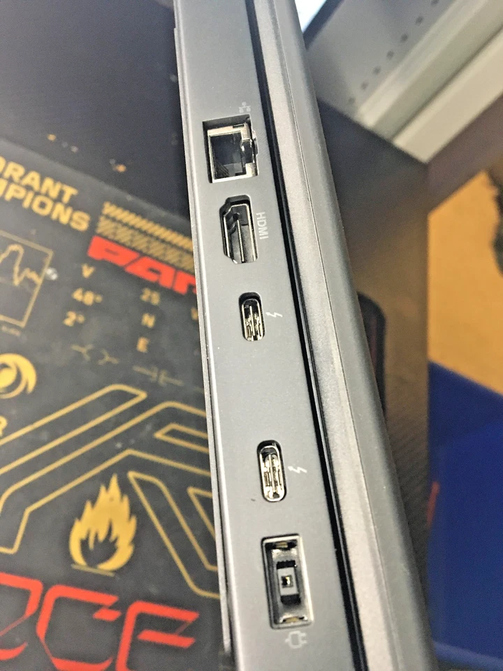 Lenovo ThinkPad P52 · i7-8850H · 64GB · 715GB, photo 2 sur 5
