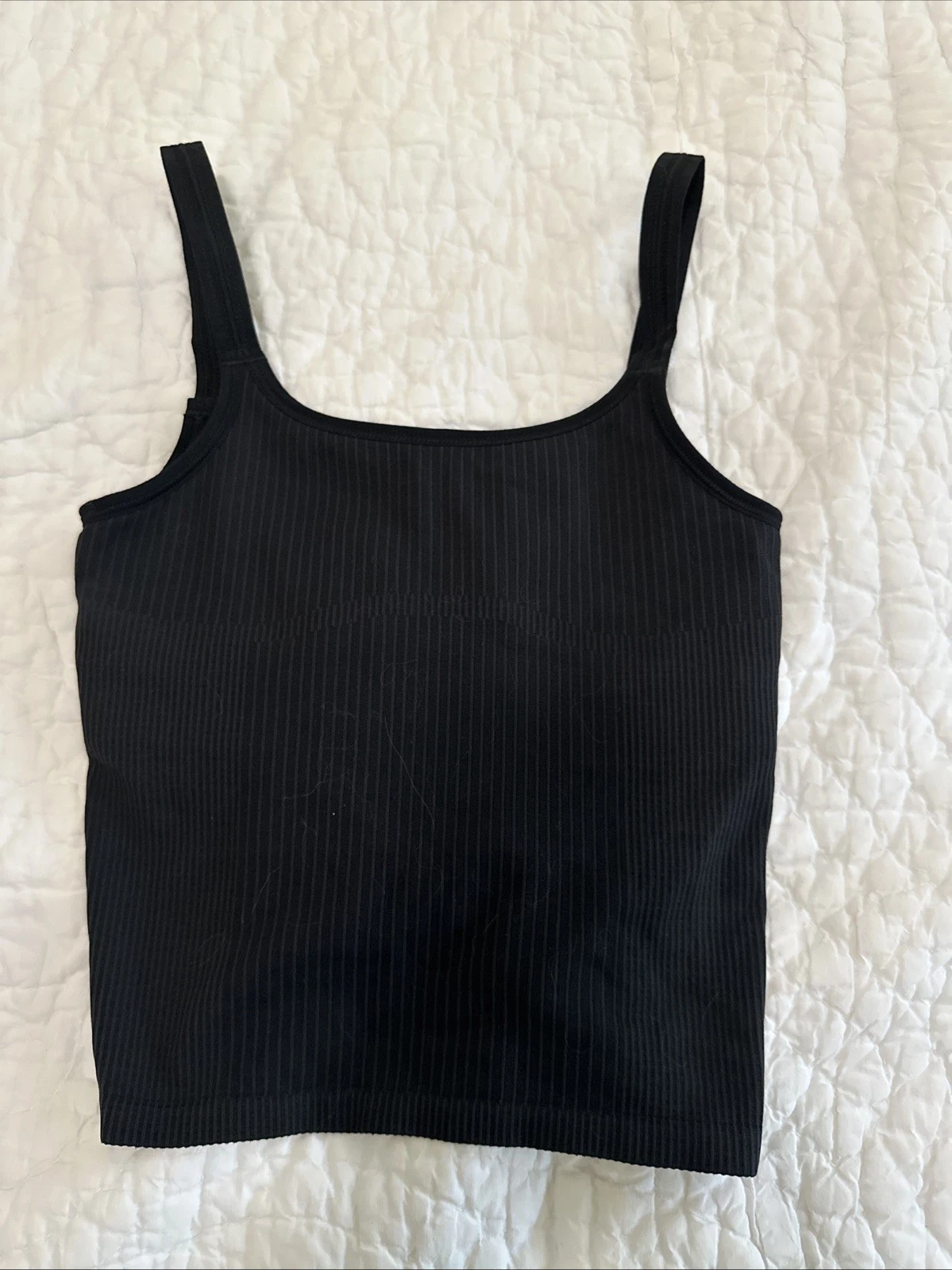 Lululemon Women's Ebb to Street Scoop-Neck Cropped Tank Size 4 Black