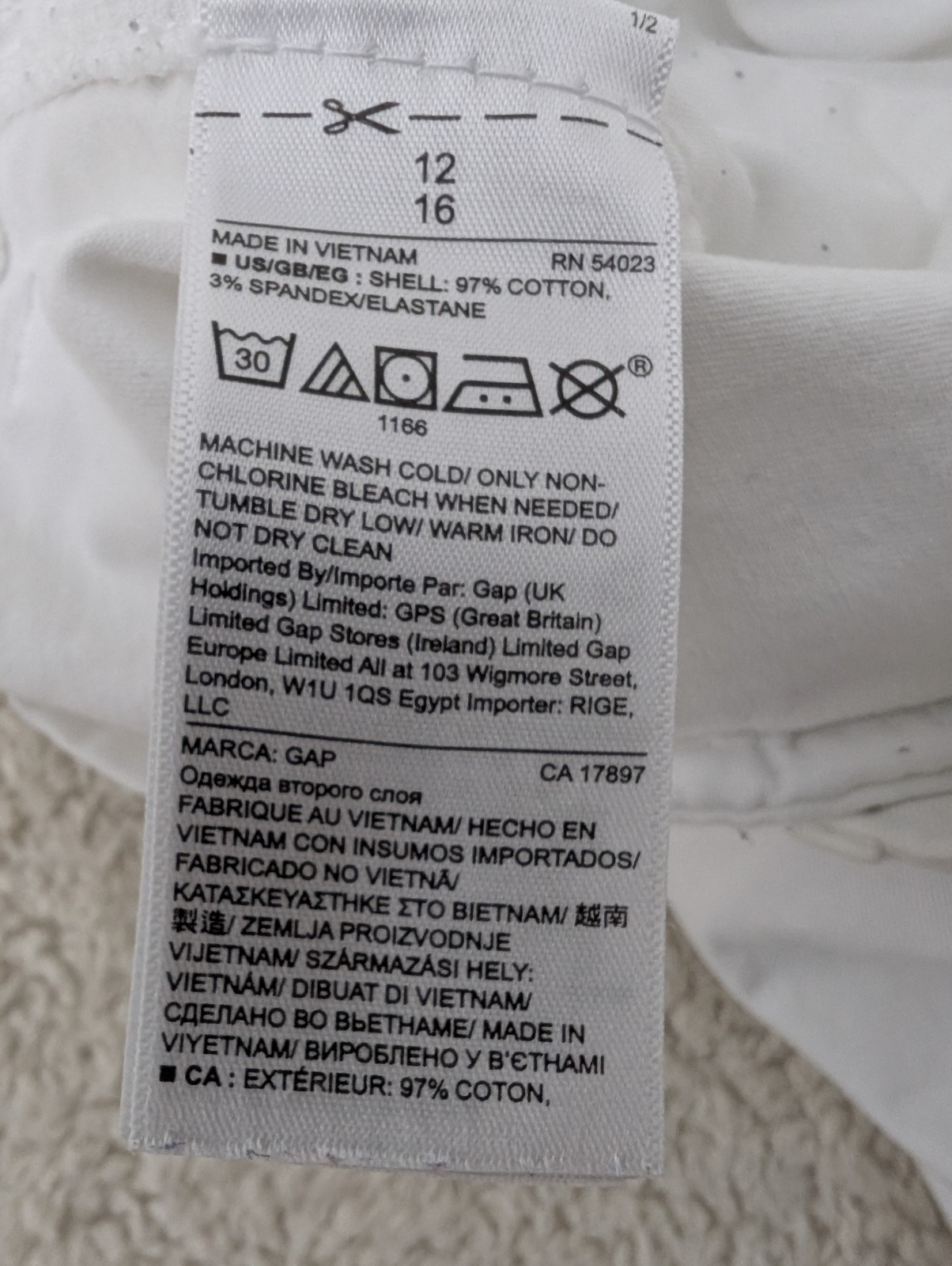 Gap 12 Regular Perfect City Shorts White (FIT 34X5) Stretch Crispy Everyday Wear image 6