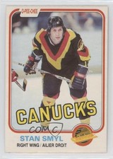 1981-82 O-Pee-Chee Stan Smyl #328 t4m