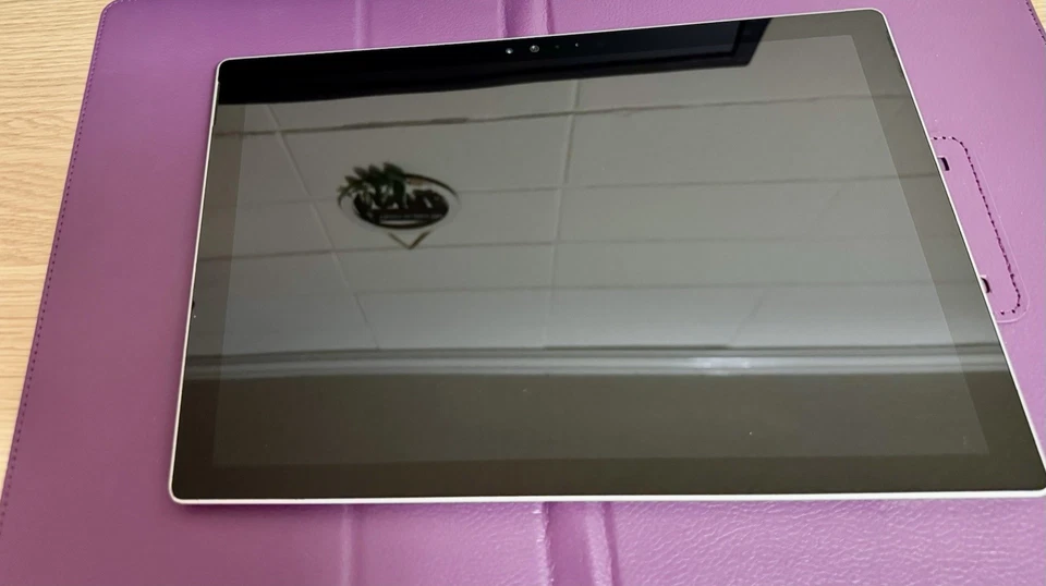 Microsoft Surface Pro 4 Intel Core i5-6300U CPU @ 2.40GHz 4GB RAM 128GB SSD - Image 2 of 4