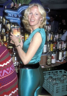 Athlete Suzy Chaffee at the Party to Benefit the US Olympic Teams - Old Photo 8