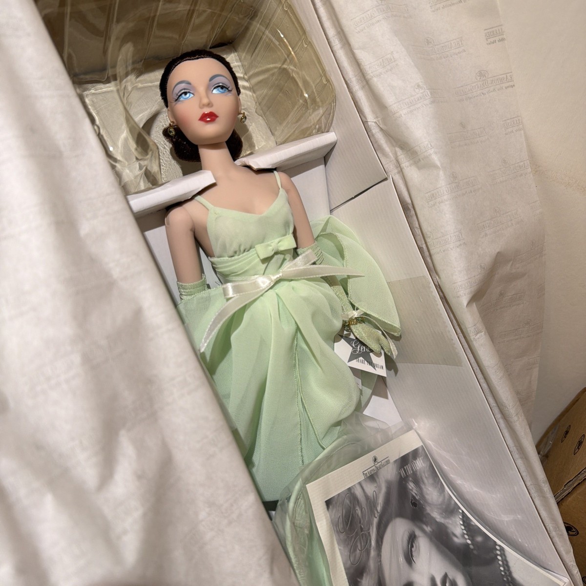 Ashton Drake Gene Doll On the Avenue R02988 FAO Exclusive Mel Odom