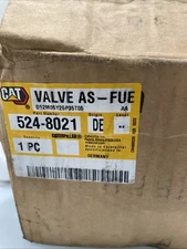 Caterpillar Fuel Valve 524-8021 New. Damaged box.  With 4 Hardware Bolts