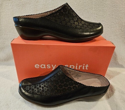Easy Spirit Dusk Leather Clog 7.5M/Black - NEW - Picture 1 of 3