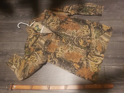 EUC Cabela's Seclusion 3D Kids size 14 Reg Button Down  Pocket Shirt Long Sleeve