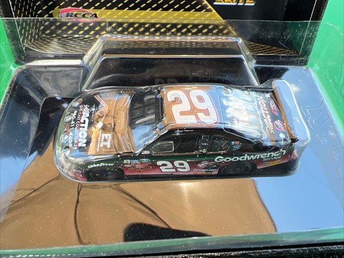 kevin harvick # 29 Action/ ET Goodwrench 2002 monte carlo elite 1 Of 2016 - Picture 3 of 8