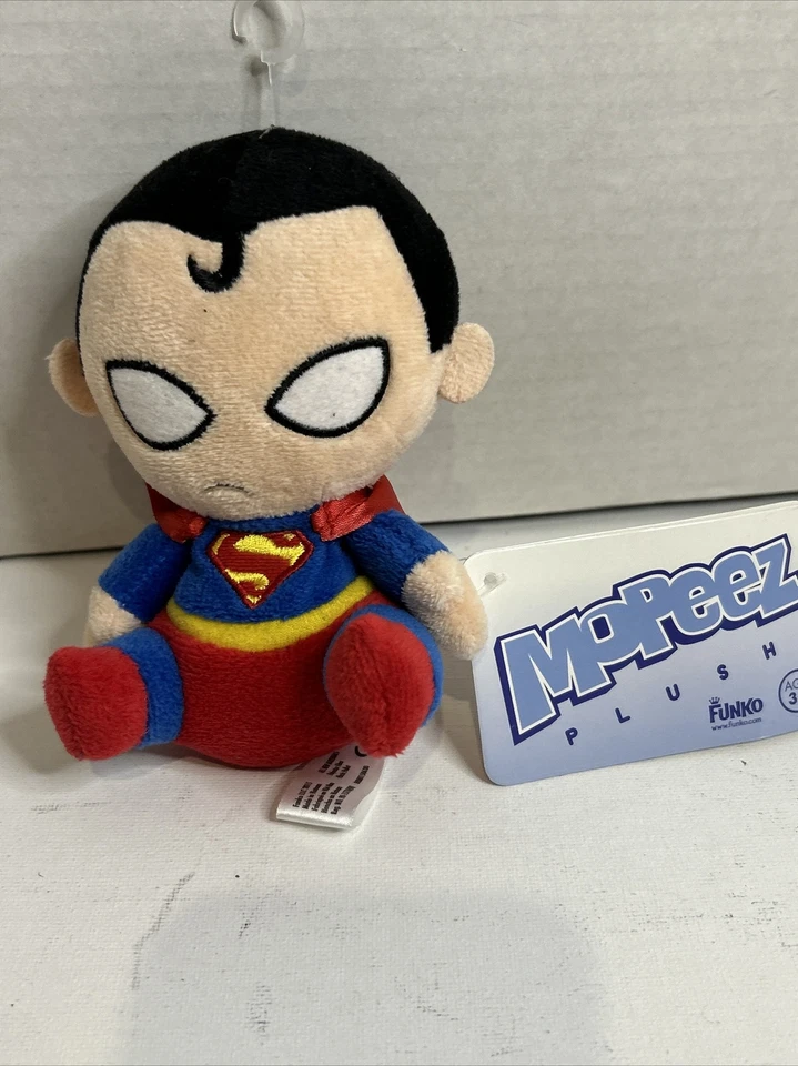 Funko Mopeez DC Comics SUPERMAN 5" ANIMAL DE PELUCHE Juguete Liga de la Justicia NUEVO Foto 2 de 4