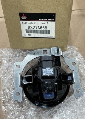 Genuine Mitsubishi Fog Lamp Assembly 8321A668 for sale online | eBay