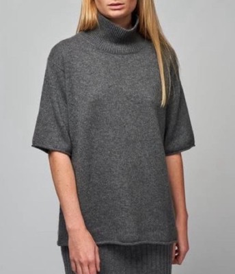 Lisa Yang cashmere Casey sweater in graphite Size 2/M