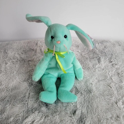 Retired Vintage 90s Ty Beanie Baby Hippity The Bunny Rabbit PVC Pellets With Tag
