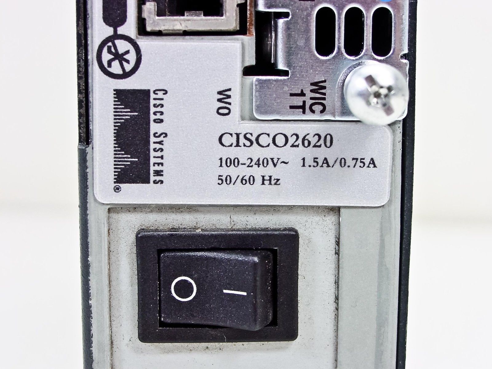 Cisco CISCO2620 Networking Router 2600 Series - Missing Faceplate 100-240V~
