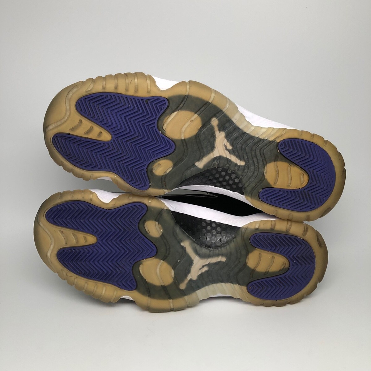 2018 Nike Air Jordan XI 11 Concord Retro Sneaker Size 9 With Box