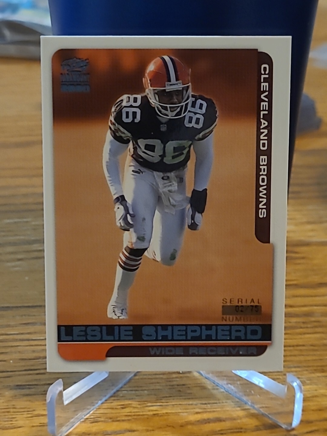 2000 Paramount  Browns Football Card #61 Leslie Shepherd /75