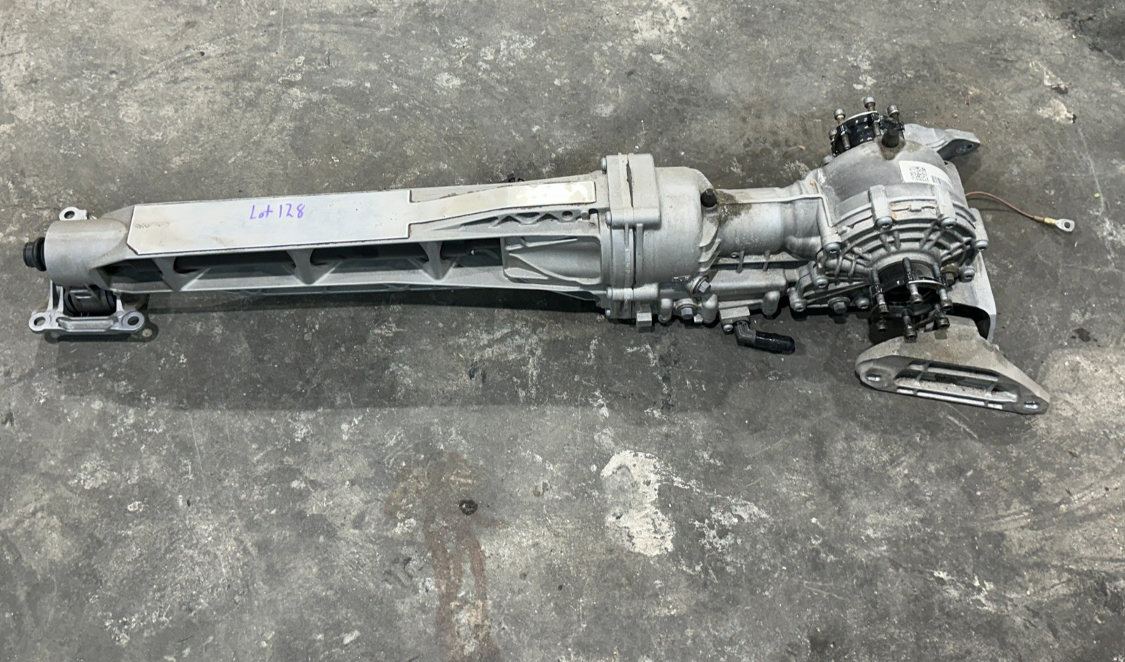 2017 AUDI R8 FRONT DIFFERENTIAL ASSEMBLY OEM 41K MILES