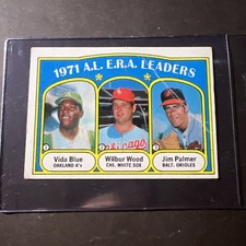 1972 Topps - League Leaders Jim Palmer, Vida Blue, Wilbur Wood #92 Crease PR
