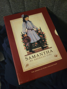 American Girl Meet Samantha Box Set (The American Girls Collection)