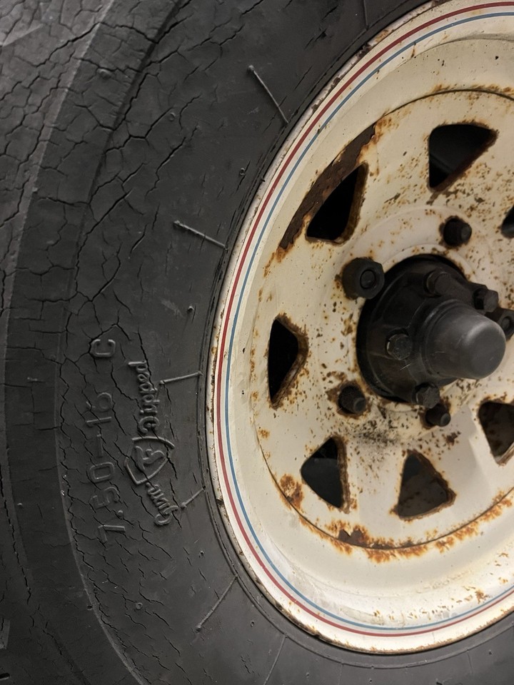 Land Rover “Weller” Steel Wheels (Set of 4) 7.50-16 Tyres 16” Defender ...