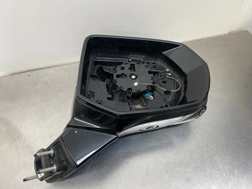 2021-24 Chevy Suburban GMC Yukon Tahoe Right Side Signal Door Mirror OEM Camera