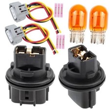 Trun Signal Light Socket with Connector Wire Pigtail  3-Pin/T20 Turn Signal