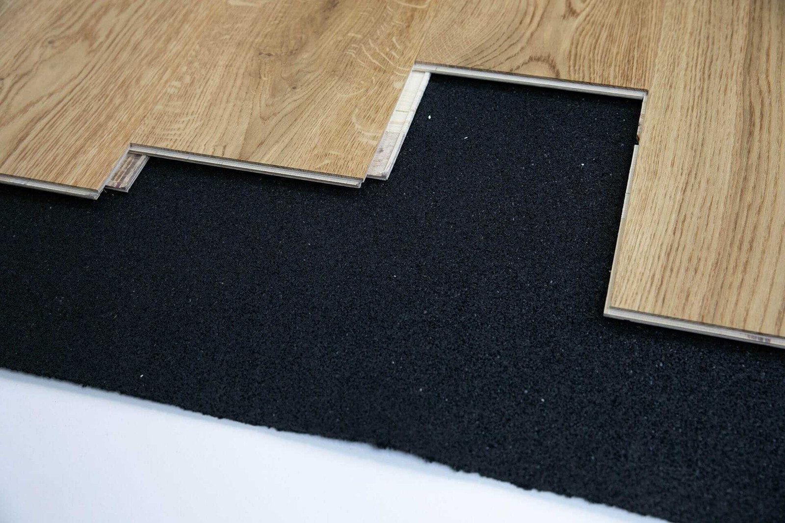 Isolant sous couche Isolnoise caoutchouc 6 mm pour parquet et sol stratifié en colis d