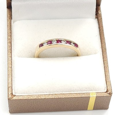 F. Hinds Halb-Ewigkeitsring 18 kt Gelbgold Rubin & Diamant - 0,14 kt - Größe Q