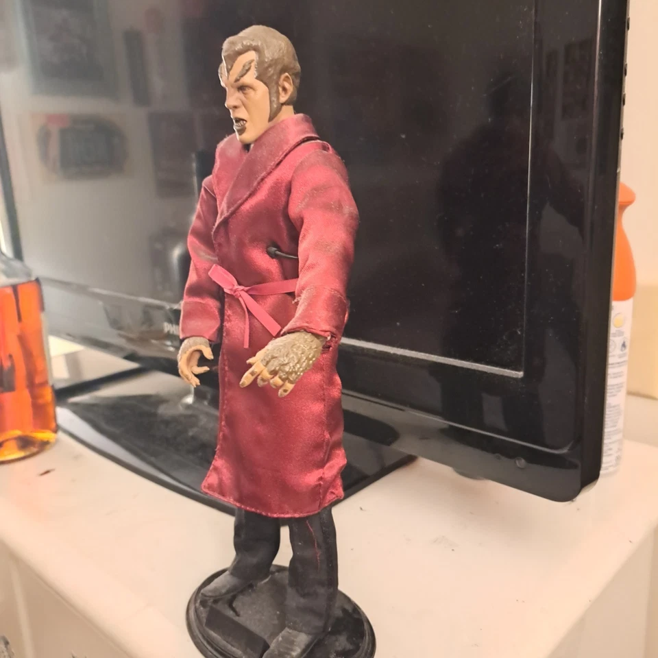 Sideshow : The Werewolf of London 12" Figure (MIB) 1/6th RARE Universal Monsters - Image 3 of 4