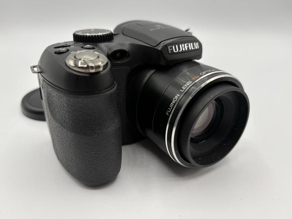 Fujifilm FinePix S Series S2500HD 12.2MP Digital Camera - Black, photo 1 of 5