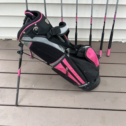 Walter Hagen Series II 2 Jr Girls Kids 7 Club Set Golf Bag Pink RH for - Picture 12 of 16