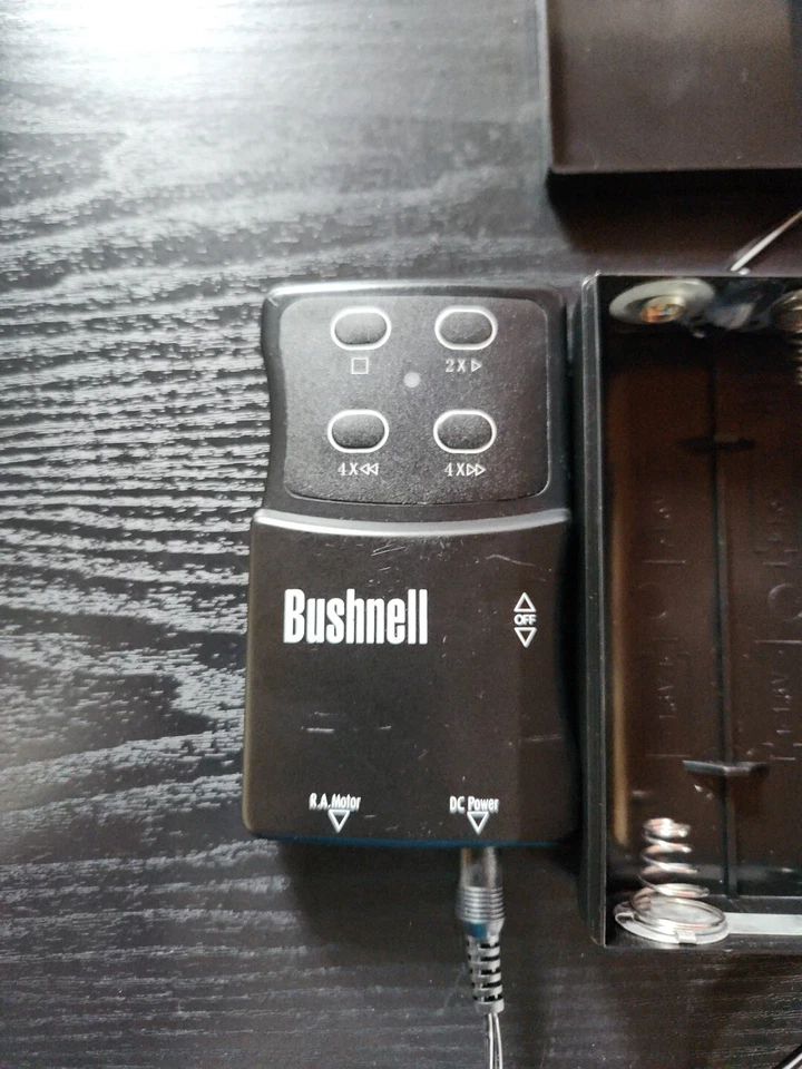 Bushnell 78-5001 Reflector control pad / remote  & battery pack - Image 2 of 4