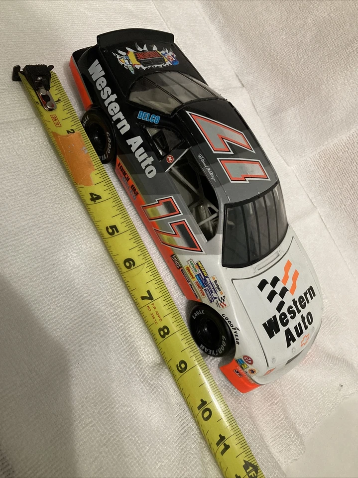 Ertl Darrell Waltrip Western Auto 1/18 11” X 4” Hecho en EE. UU. 1991 Licenciado por GM Foto 4 de 4