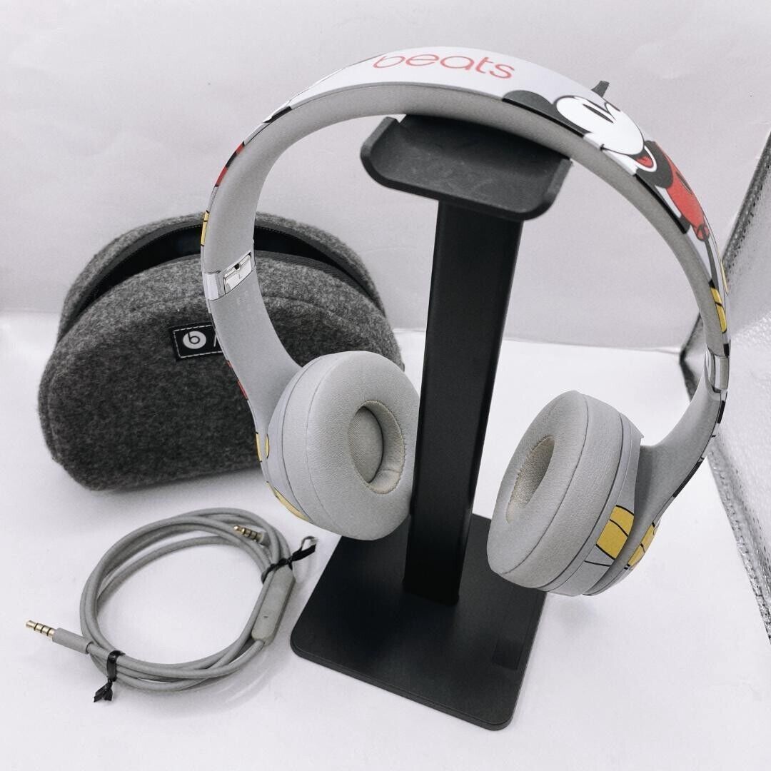 Beats Solo3 Wireless Wireless Headphone Mickey Mouse 90th Beats Solo3 Wireless Wireless Headphone Mickey Mouse 90th