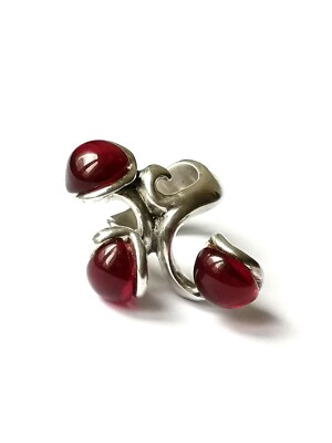 Origineller, extravaganter Ring von UNO de 50, Ibiscus, Kunstharz, Gr. 18,5 
