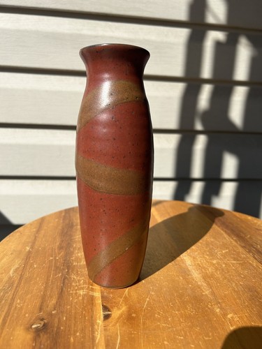 Stu Thompson Rusty Red Brown Swirls Speckled Studio Art Pottery Vase 8" Rustic