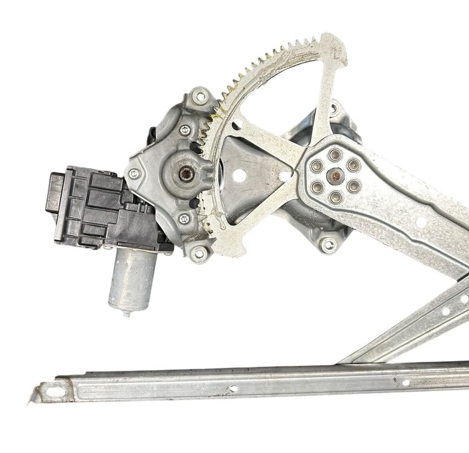 Lexus IS200T LUX 2016 regulador de ventana de puerta del lado del pasajero delantero derecho con motor Foto 3 de 4