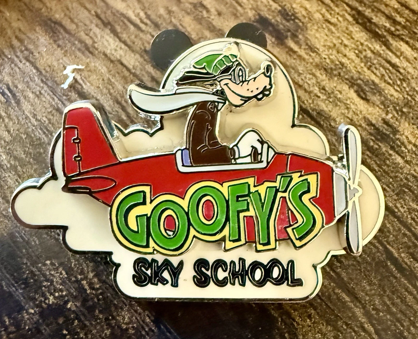 Disney’s Goofy”s Sky School Rotating Pin