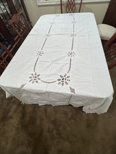 Vintage 62 x120 White Lace Cutout Cutwork Tablecloth With 12 Napkins