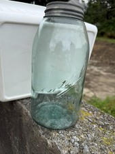 Antiguo tarro de albañil bola triple L subrayado verde azulado vidrio logotipo burbujas con tapa