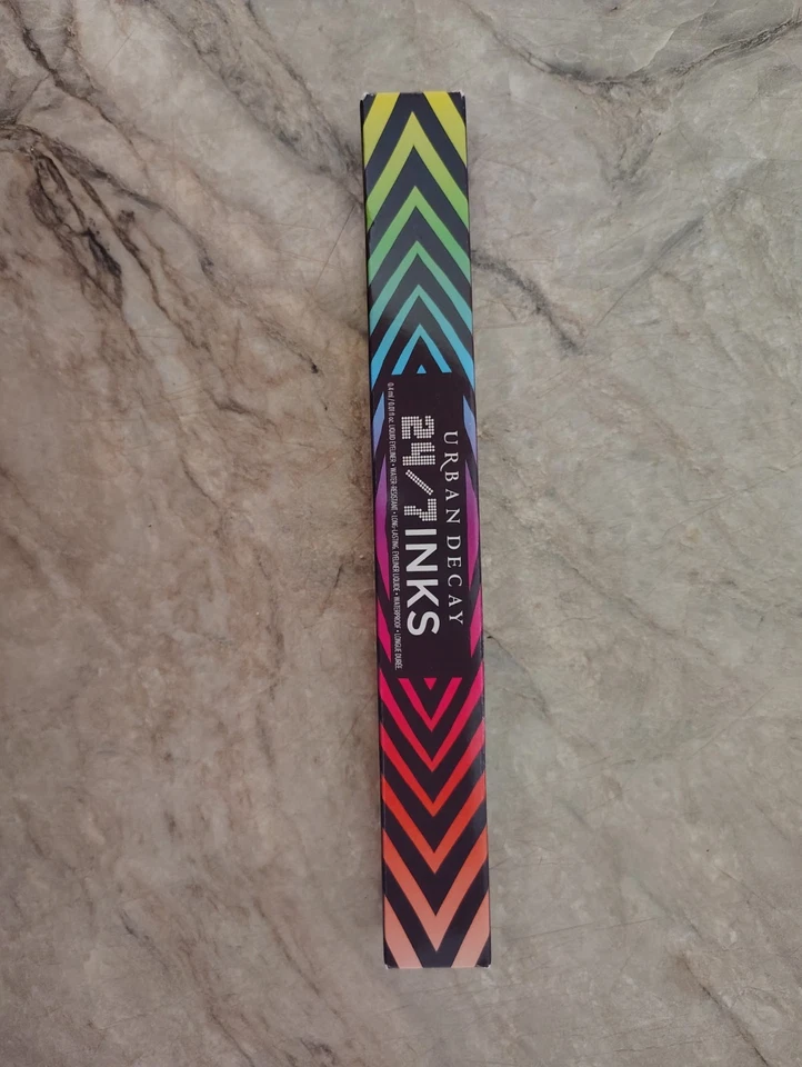 全新 Urban Decay 24/7 墨水防水眼线液 0.01 盎司 — 第 2/2 张图片