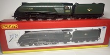 Hornby R3012 LNER Class A4 “Dominion of New Zealand” BR No. 60013