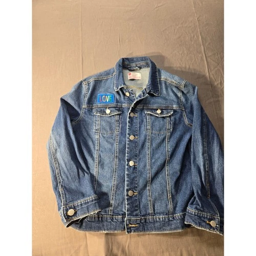Pride Rainbow Love Patch Denim Trucker Jacket Medium Wash Stretch Blue Large - product listing photo