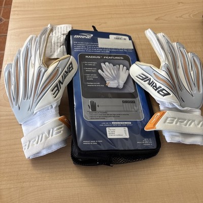 Brine Radius Soccer Goalkeeper Gloves Football Goalie Glove New Open