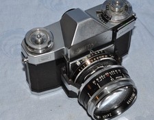 ZEISS Contaflex mit Teleskopoptik und Standard Motorrad schön - matr. E16854