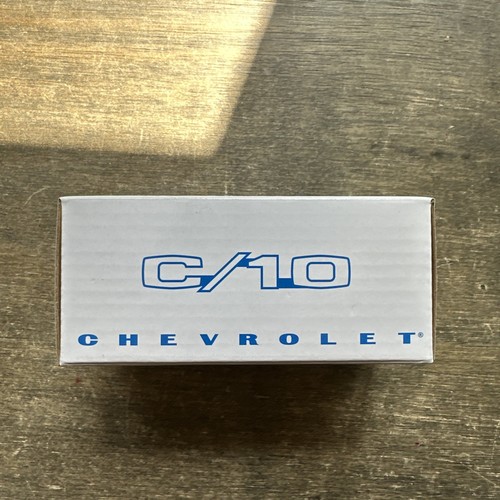 2024 Hot Wheels RLC Chevrolet C/10 - Picture 9 of 10