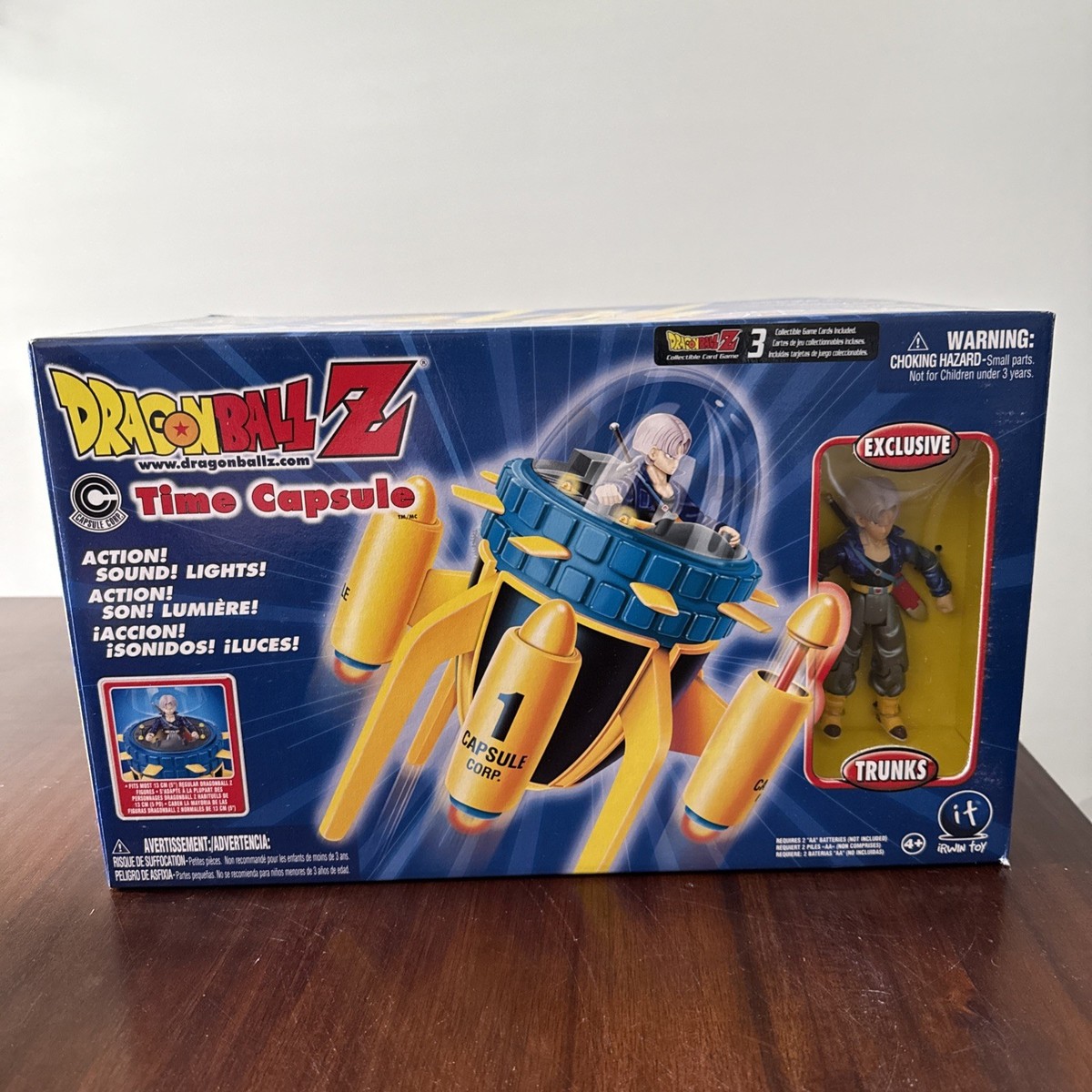 IRWIN Toys 2001 Dragon Ball Z Trunks Time Capsule Factory