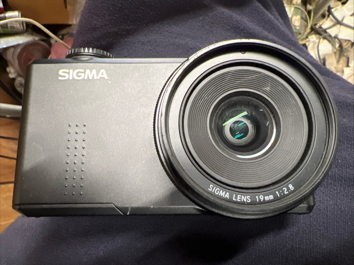 Sigma DP Series DP2 Merrill 46.0MP Digital Camera - Black