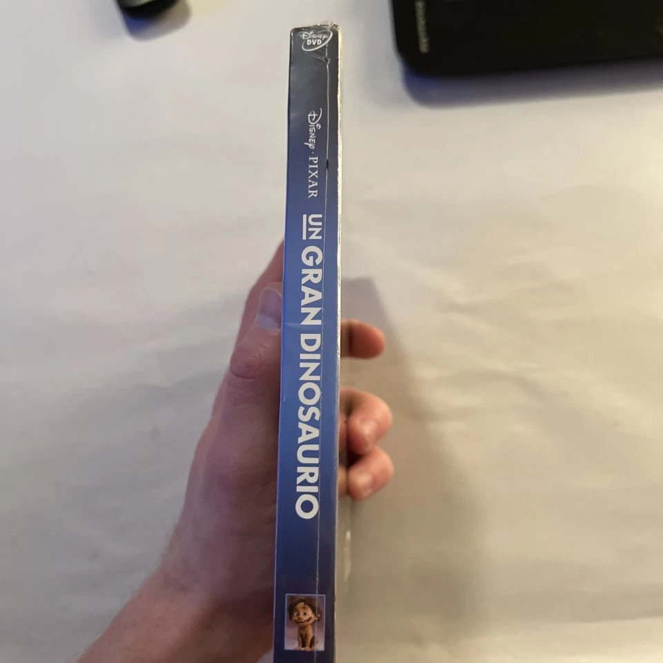 Un Gran Dinosaurio Disney DVD Nuevo + Sellado - Image 2 of 4