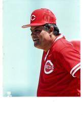 19 COLOR PHOTOS OF CINCINNATI REDS PINIELLA, PEREZ, ROOMES, POWER, MILLNER +