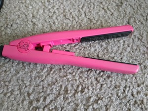 Caj Beauty Mini Style Iron Pink Up To 400 Degrees Euc Ebay