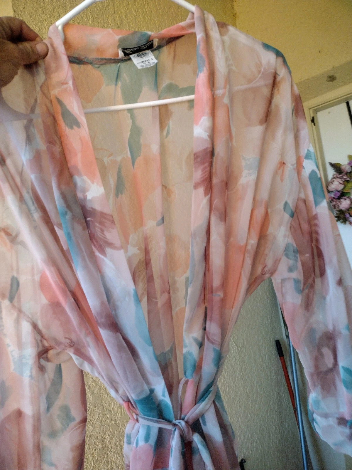 Robe kimono fleurie Miss Dior
